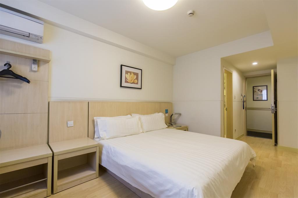 Jinjiang Inn Wuhan Jianghan Road Subway Station Jiangtan Pedestrain Street Ngoại thất bức ảnh